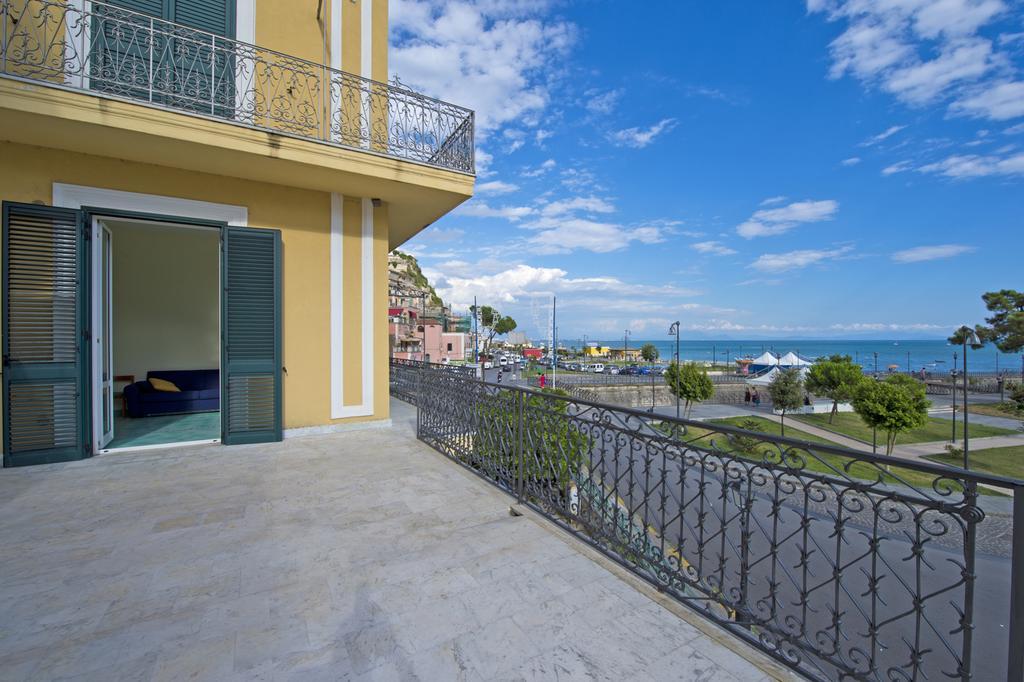 Palazzo Della Monica Apartment Vietri Phòng bức ảnh